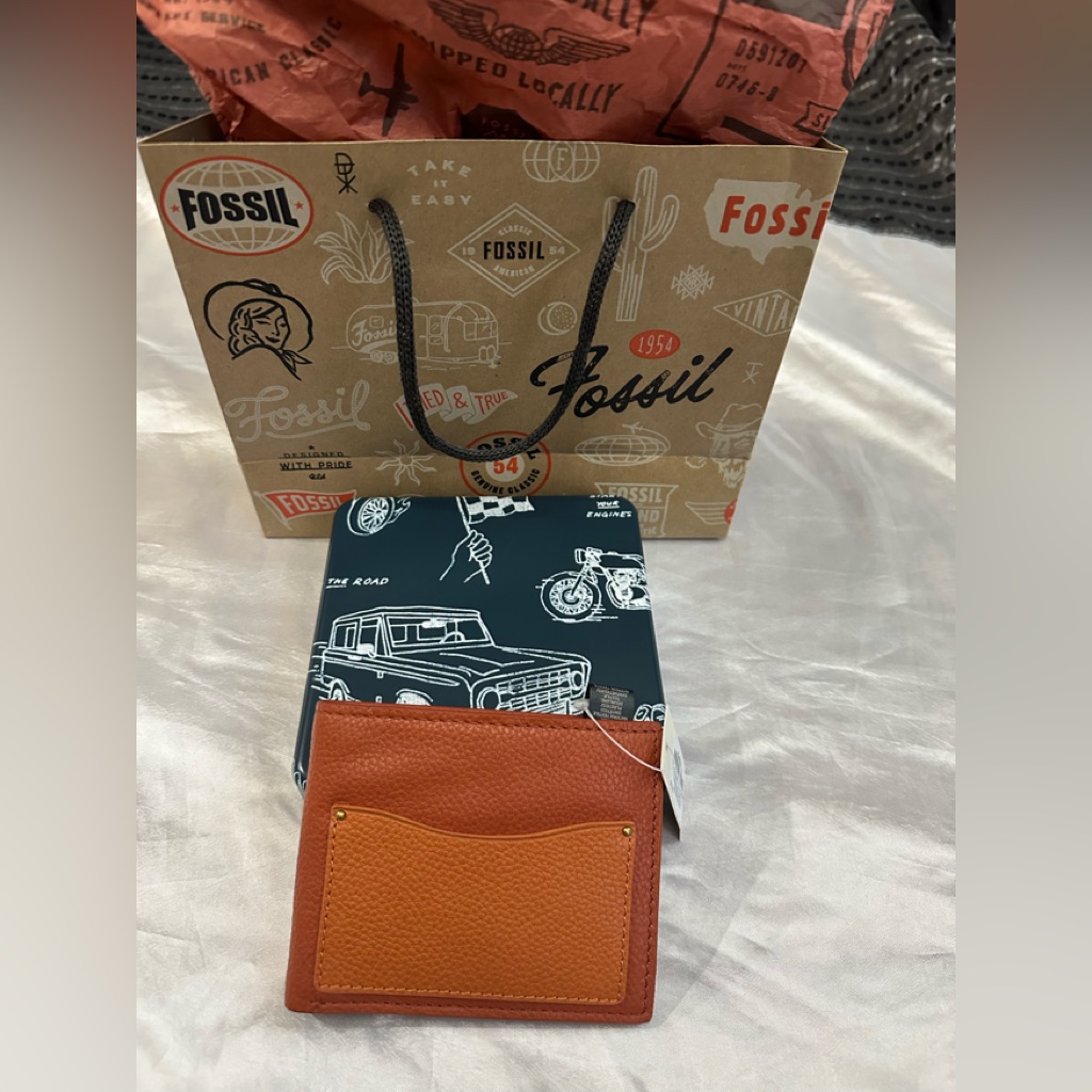 Fossil Brand New Wallet Unisex